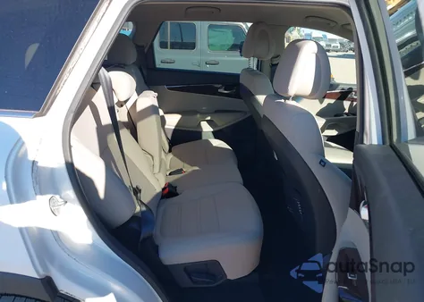 2016 Kia Sorento 3.3L Lx from USA, damaged, VIN 5XYPGDA50GG003433